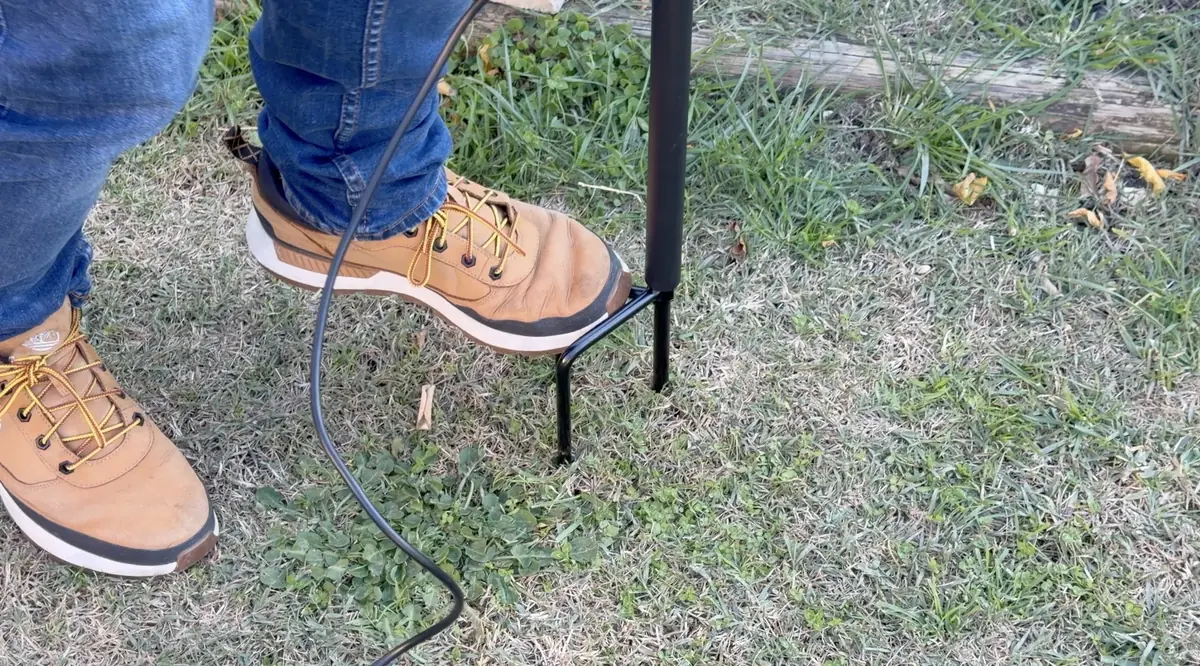 Test du robot-tondeuse Segway-Navimow i105 à 649€ : le BON PLAN pour le BLACK FRIDAY !