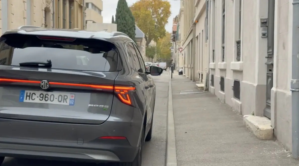 Essai MG S5&nbsp;: ~30 000&euro; pour un SUV &eacute;lectrique complet, imbattable&nbsp;?