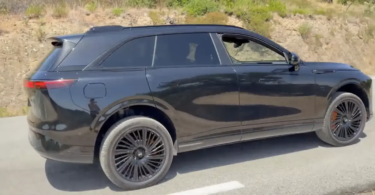 Essai Xpeng G9 Performance 2026 sur 2000Km&nbsp;: peut-il vraiment faire oublier les allemands&nbsp;?