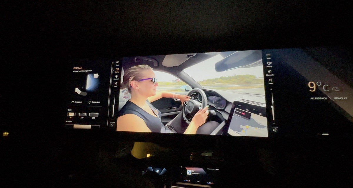 Essai BMW i7 : PS5, écran 8K, CarKey... plus techno que Tesla ?