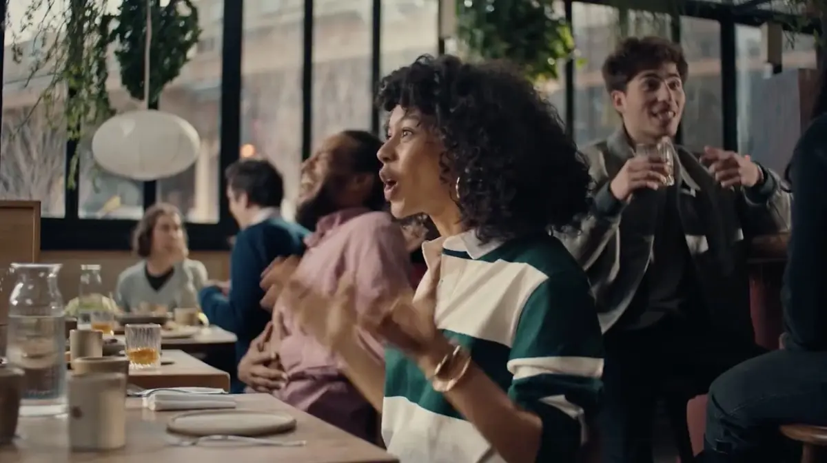 Les Ray-Ban Meta amplifient les voix et jouent de la musique selon ce que vous regardez