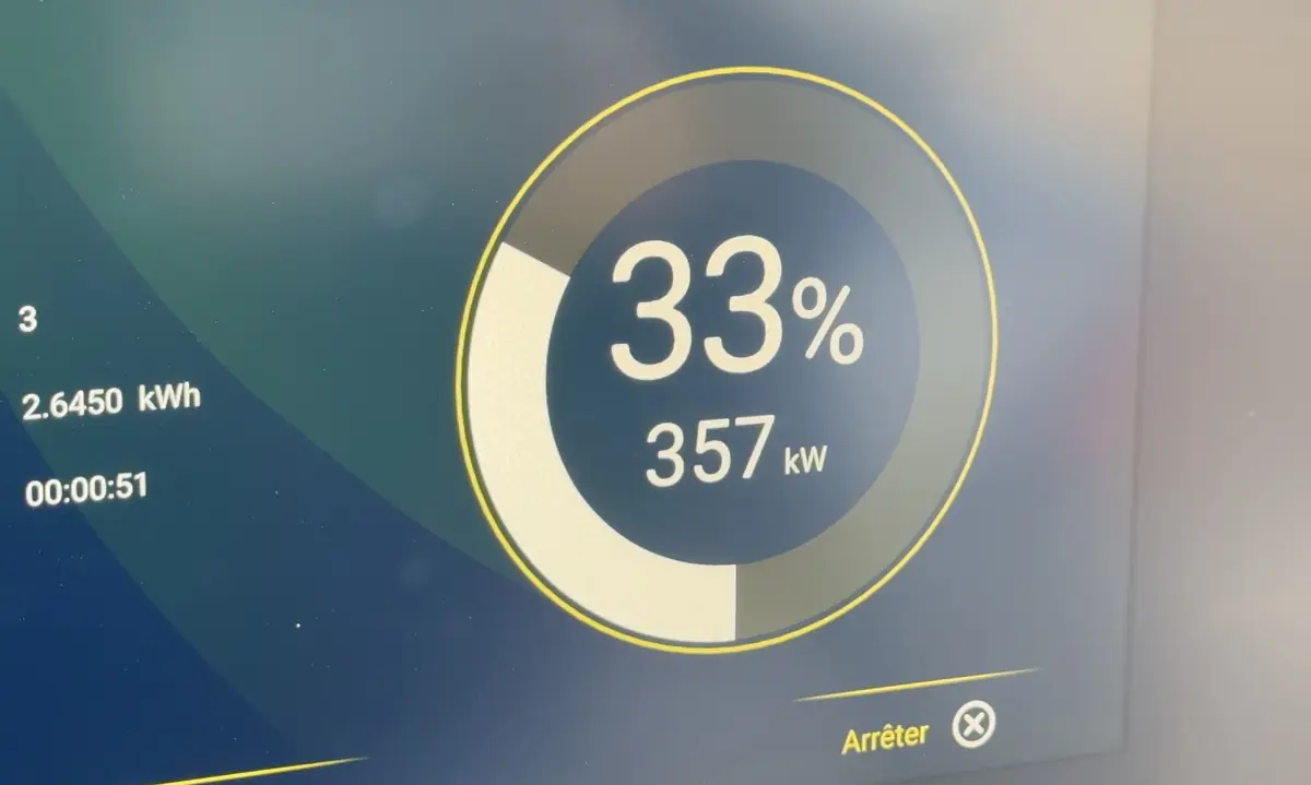 Essai XPeng P7+&nbsp;: le luxe et la charge en 12mn &agrave; partir de 45 990&euro;