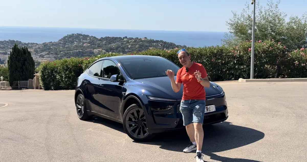 Essai Model Y 7 places 2026&nbsp;: peut-on vraiment partir en vacances en famille avec des bagages&nbsp;?