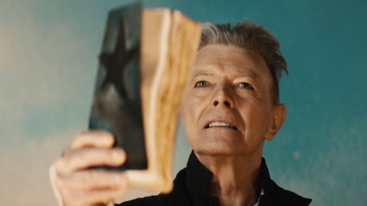 Quand David Bowie se plie aux exigences d'Apple pour son nouvel album Blackstar