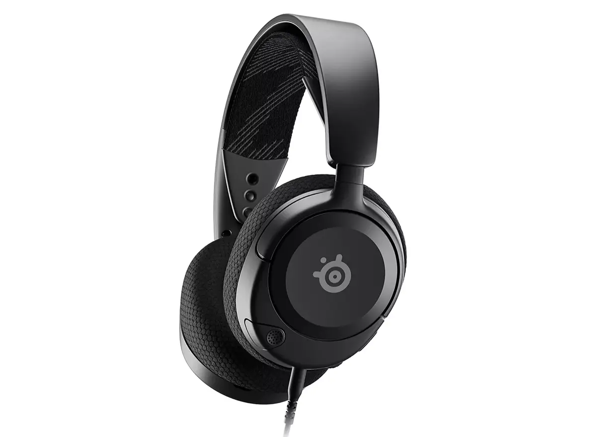 Black Friday : jusqu'à -50€ sur les casques gaming SteelSeries (7P+ à 99€)