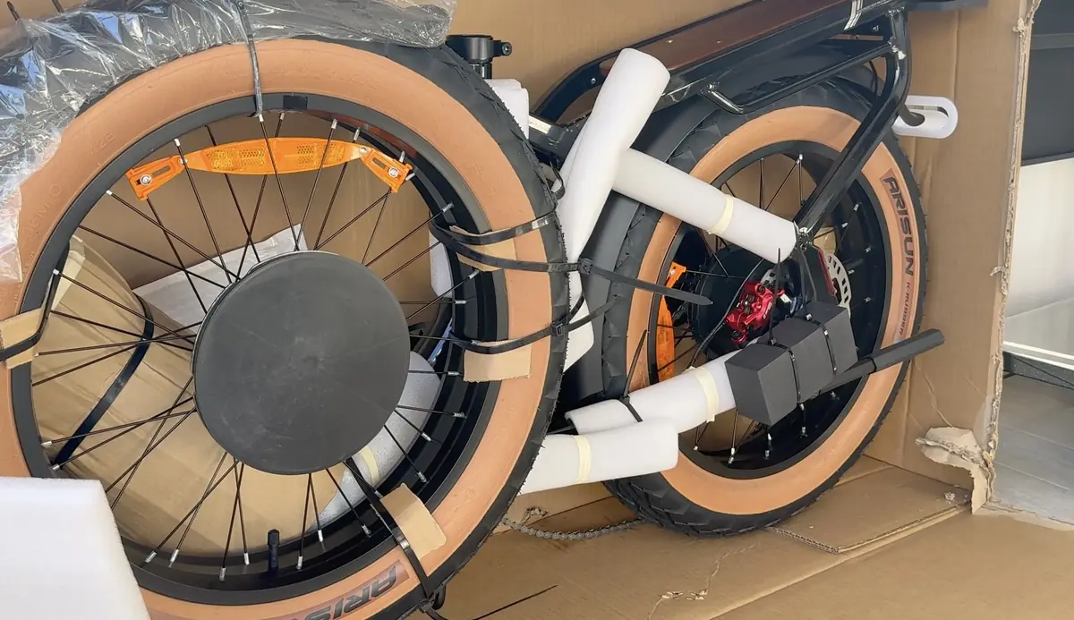 Test du Lankeleisi Golf X&nbsp;: que vaut ce magnifique v&eacute;lo &eacute;lectrique pliant chinois&nbsp;?