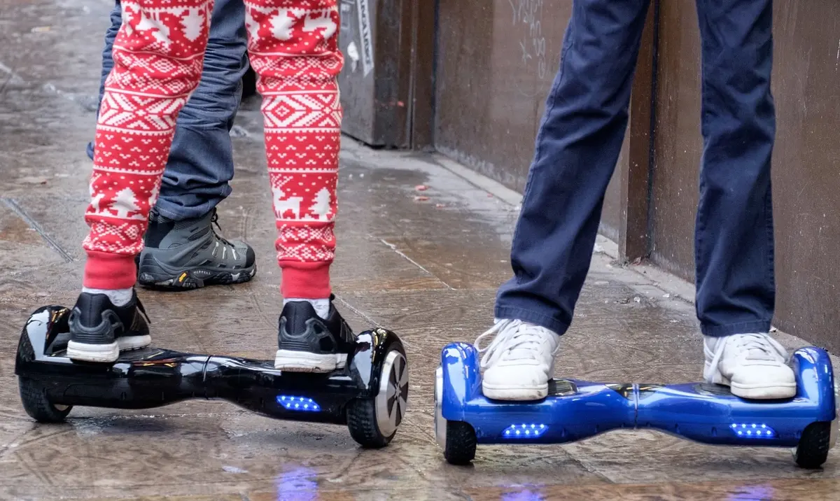 Amazon fait du ménage chez les vendeurs d'hoverboards (skates électriques)