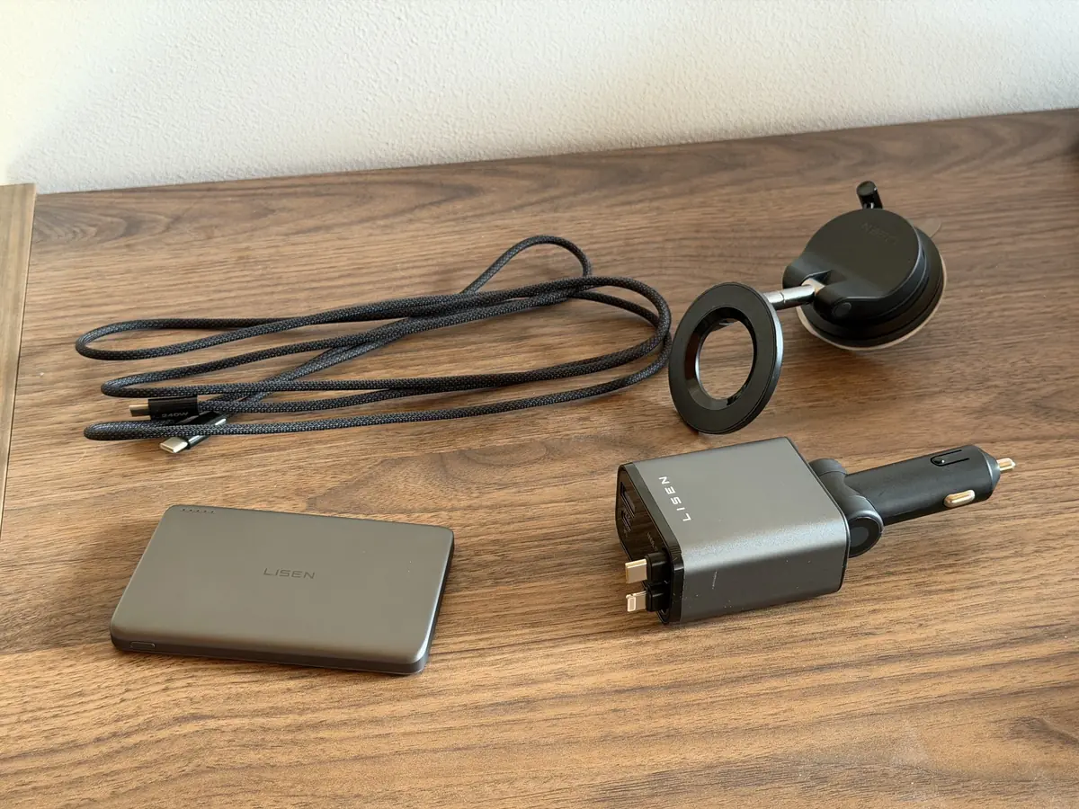 Lisen&nbsp;: C&acirc;bles 240W, supports et batteries, l'offensive sur la charge rapide &agrave; petit prix