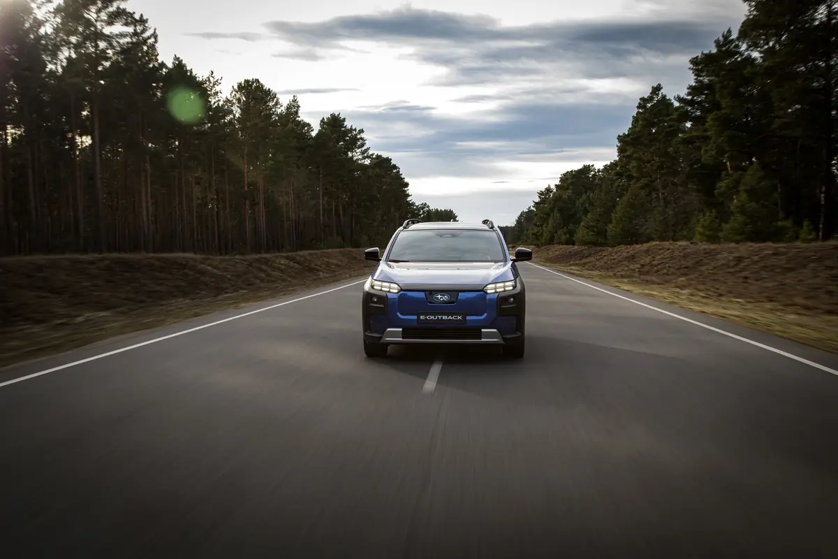 Subaru E-Outback&nbsp;: le break sur&eacute;lev&eacute; passe au 100 % &eacute;lectrique avec 523 km d'autonomie