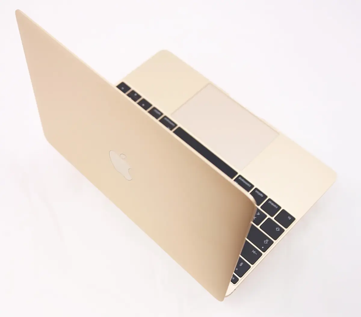 שיפוץ: MacBook Air מ