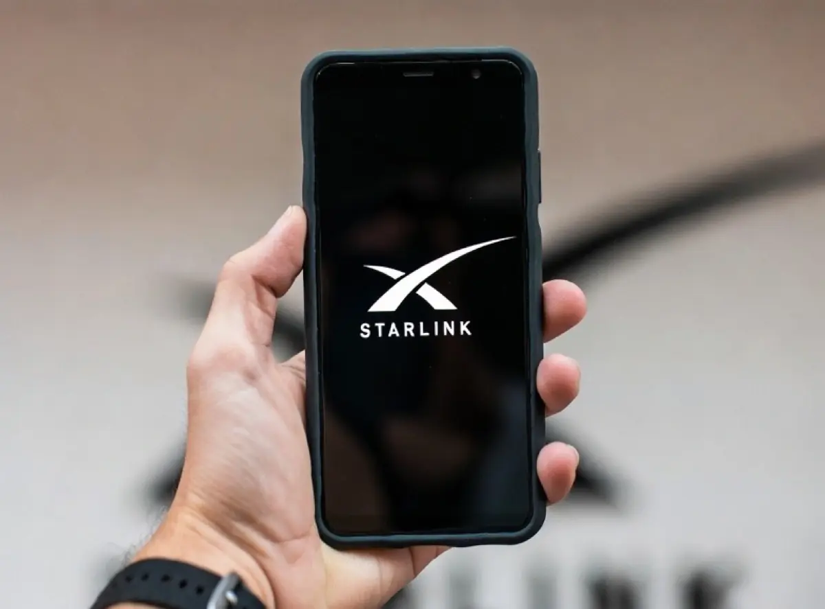&Ccedil;a sentait le t&eacute;l&eacute;phone Starlink, Musk dit non... mais laisse la porte ouverte