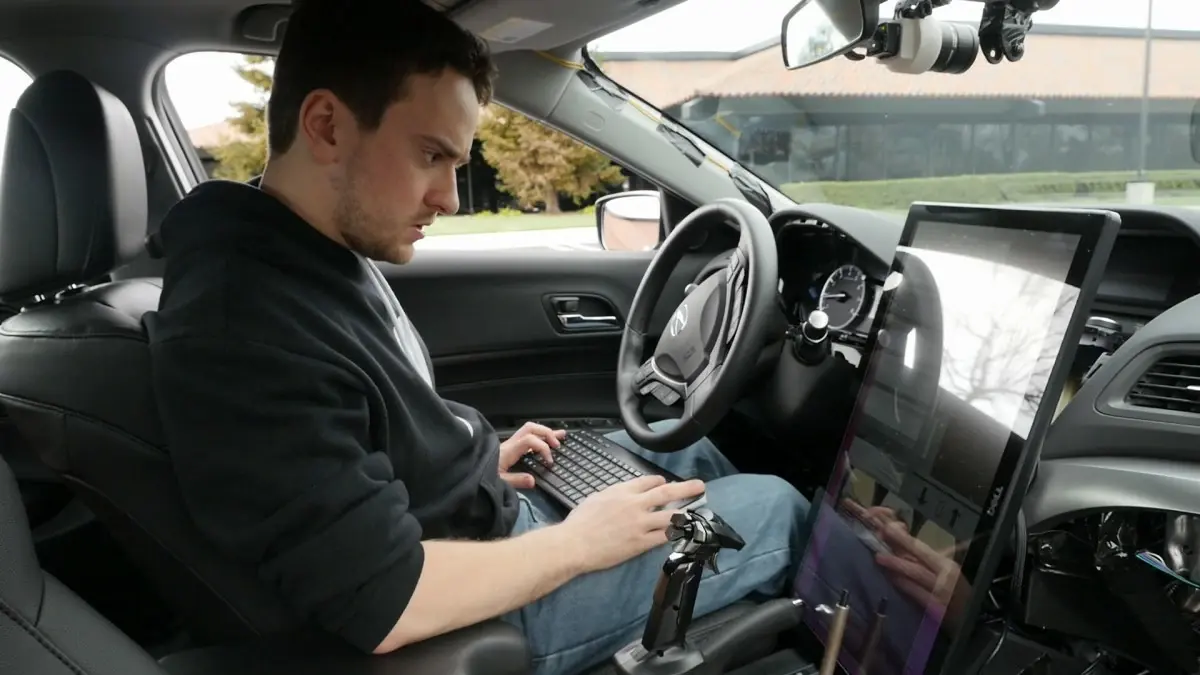 George "Geohot" Hotz, le "Pied Piper" de la voiture autonome