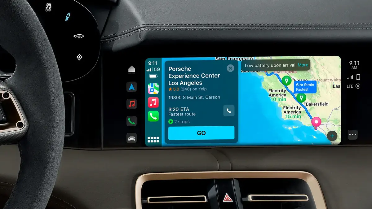 CarPlay : la Porsche Taycan intègre le planificateur d'itinéraire de recharge électrique !