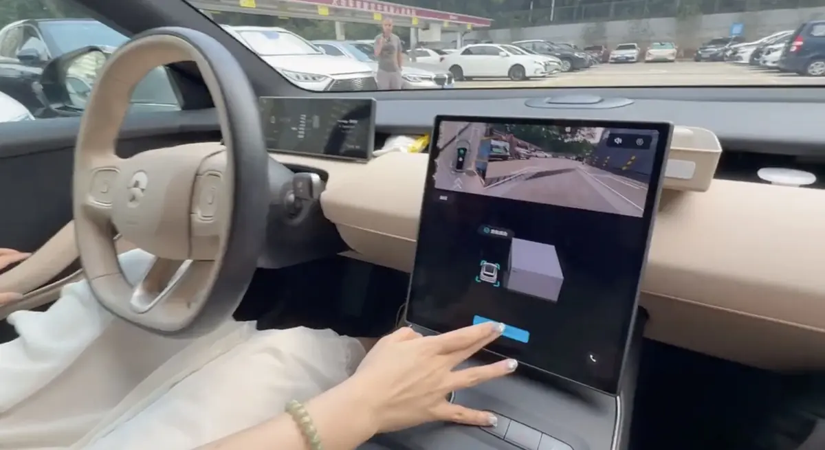 3mn pour charger sa voiture&nbsp;? J'ai test&eacute; le "Swap" de batterie en Chine&nbsp;: finalement, pas si mal&nbsp;?