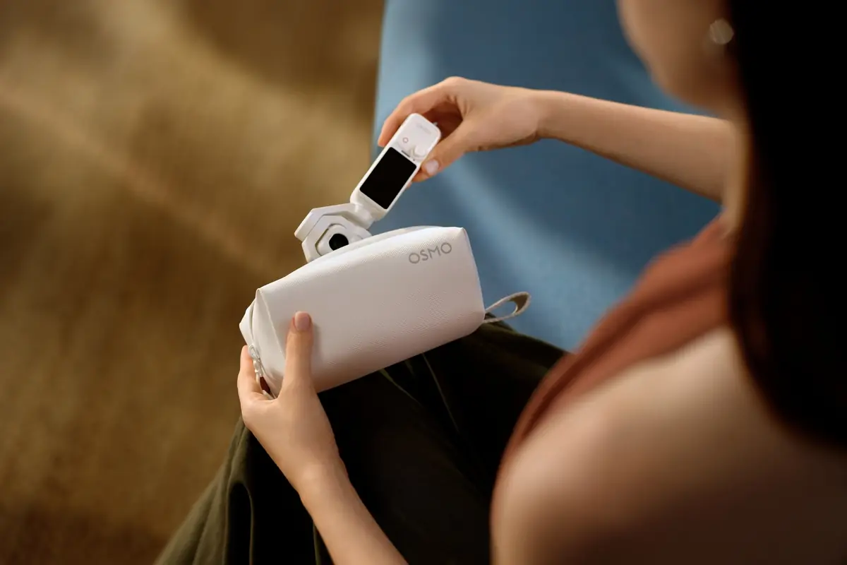 DJI Osmo Pocket 4P&nbsp;: une tr&egrave;s jolie version Blanc perle pour la petite cam&eacute;ra 4K&nbsp;!