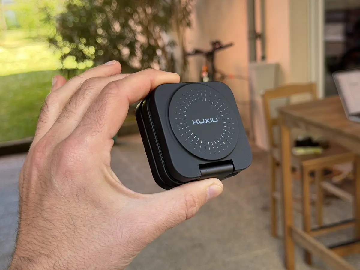 Test du Kuxiu X55 Turbo&nbsp;: le chargeur sans fil 3-en-1 Qi2.2 qui coche toutes les cases