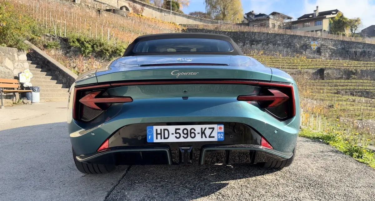 Essai MG Cyberster Propulsion&nbsp;: un cabrio de 340 ch avec 0 malus et 100% fun&nbsp;!