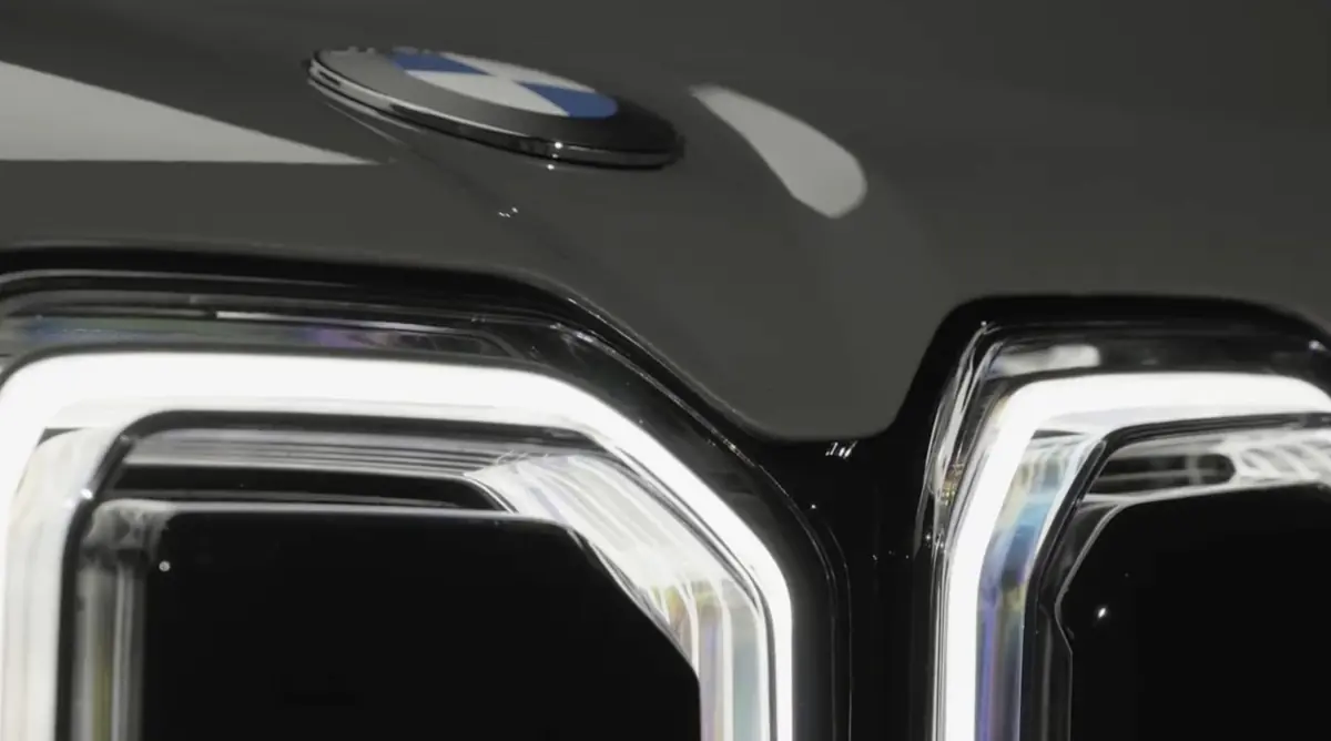 BMW iX5&nbsp;: 845Km d'autonomie et 4 &eacute;crans&nbsp;! (pr&eacute;sentation vid&eacute;o in&eacute;dite&nbsp;!)