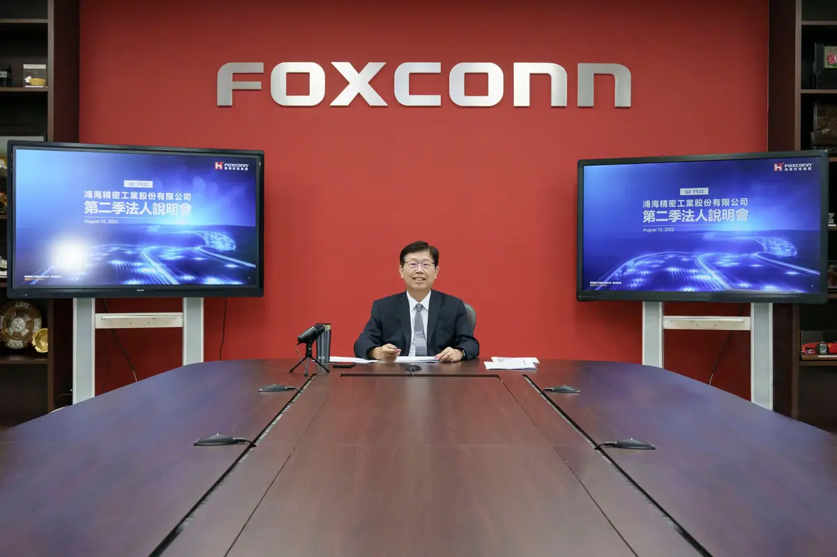 Apple et Foxconn continuent de mettre la pression pour faire évoluer le droit du travail