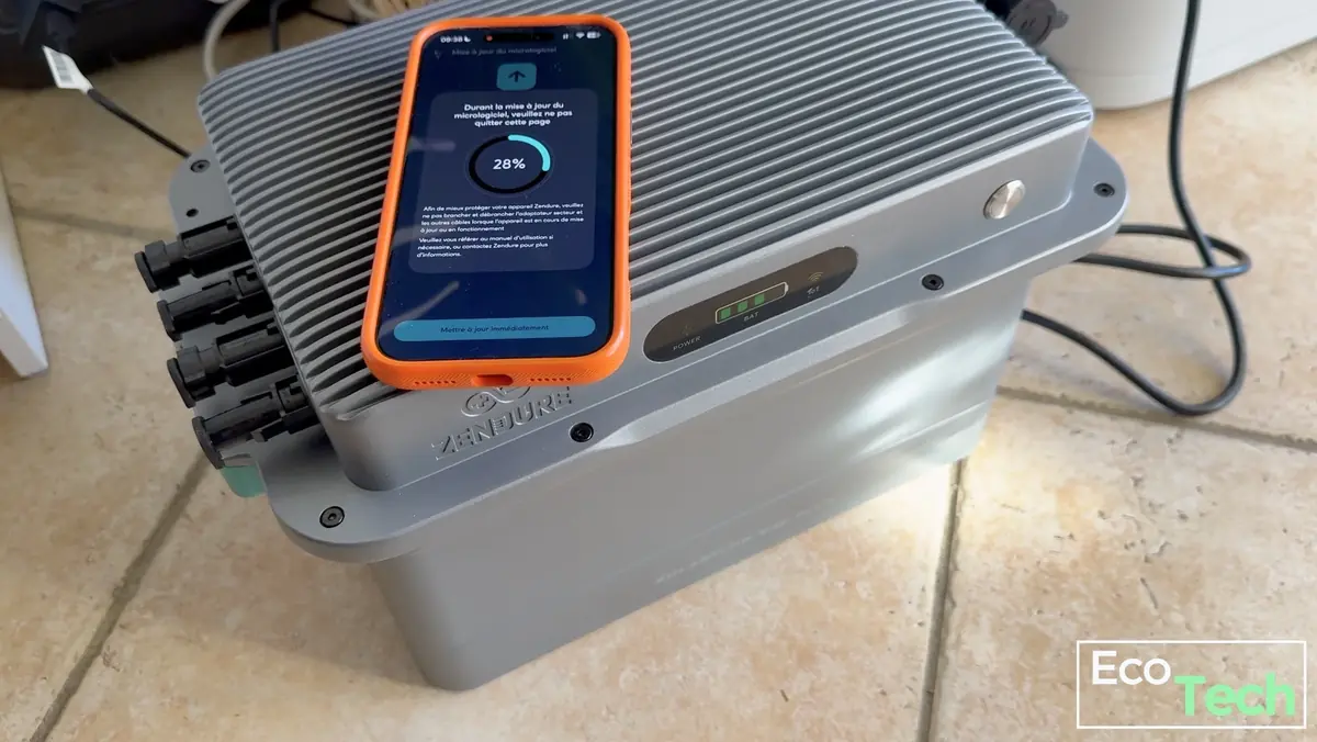 Test Zendure SolarFlow 800 Plus&nbsp;: la batterie solaire &agrave; 450&euro; pour 2 kWh, id&eacute;ale pour d&eacute;buter&nbsp;?