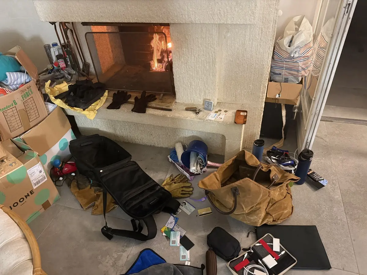 Mes affaires en train de s&eacute;cher apr&egrave;s un saut dans la piscine glac&eacute;e...