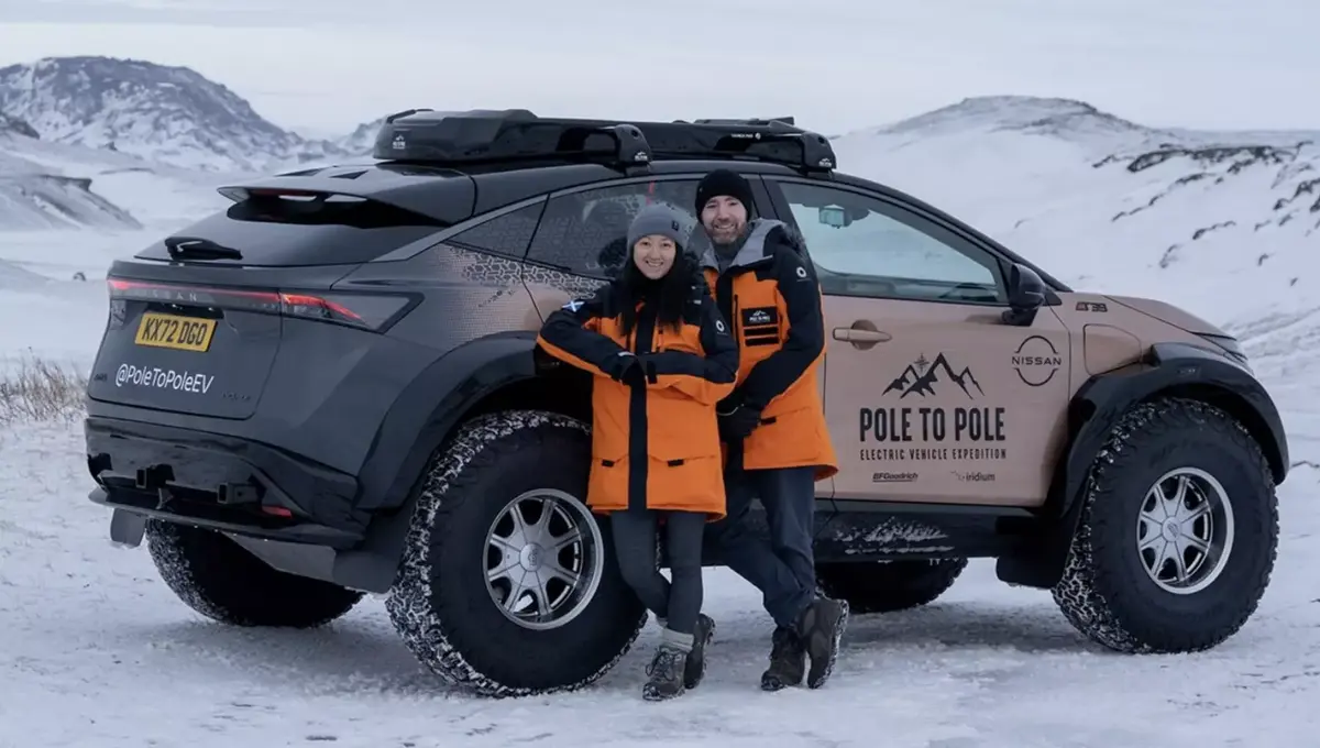 Première mondiale : ils relient le pôle Nord au pôle Sud en voiture électrique !