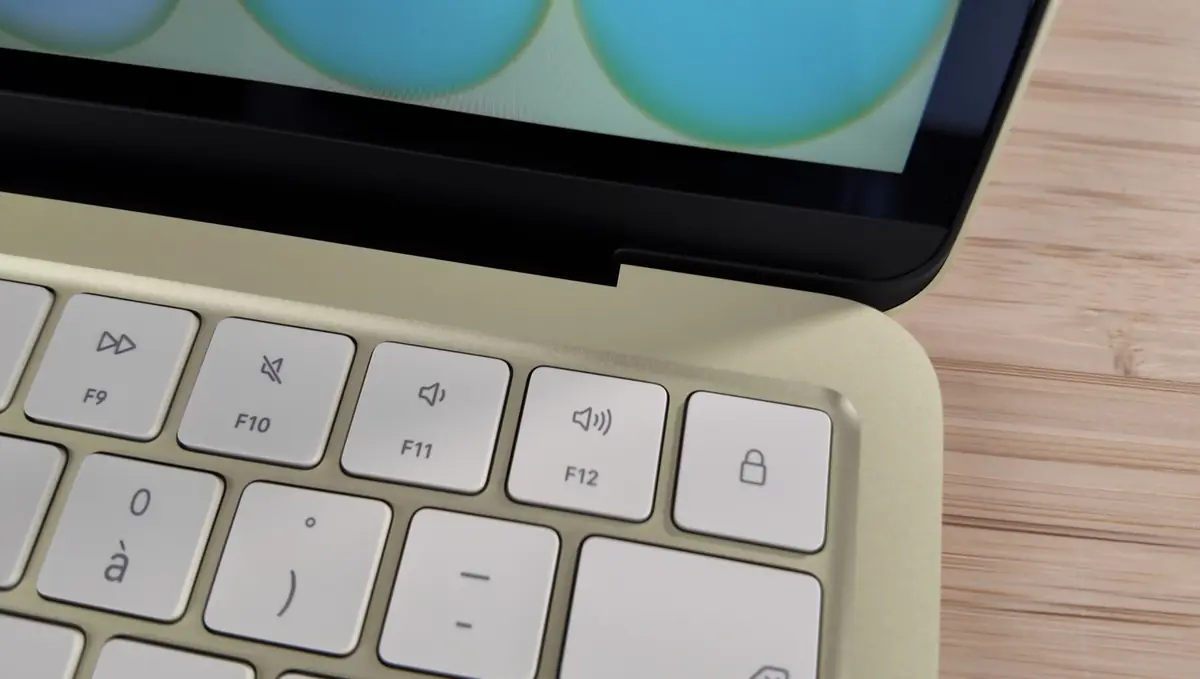 Test du MacBook Neo durant 15 jours en Chine, le Mac id&eacute;al pour voyager&nbsp;?