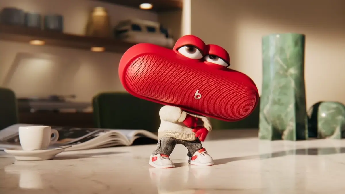 The Beats Pill Dude חוזר!