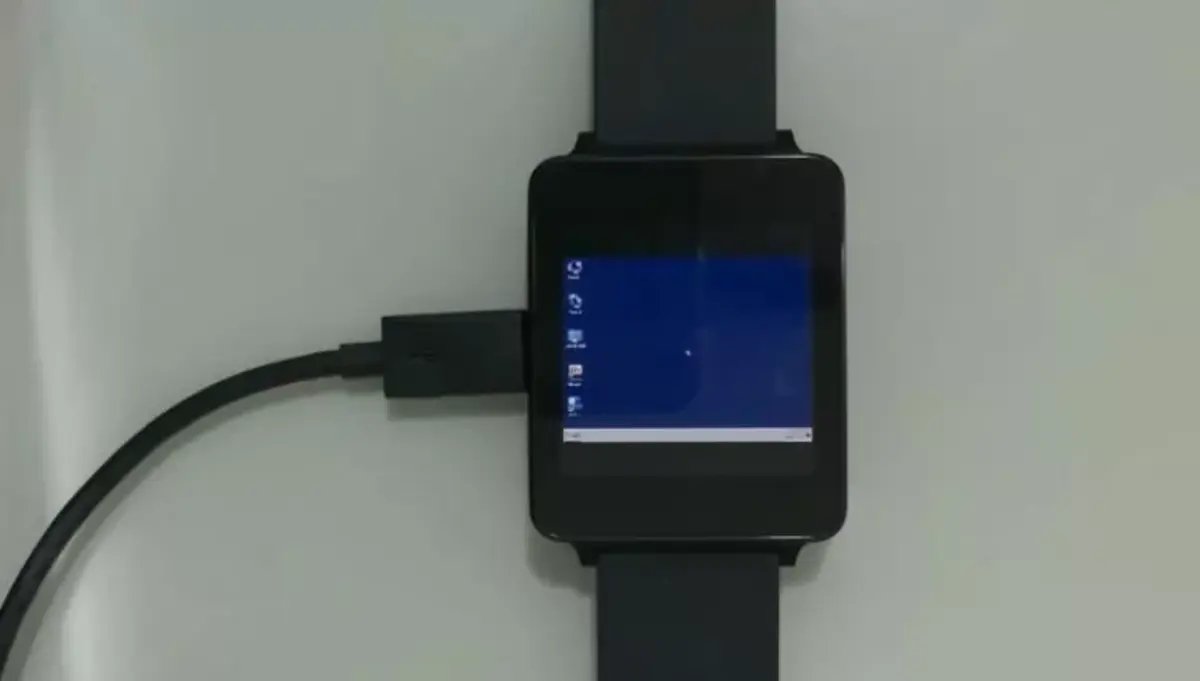 Apple Watch の Windows 95 に続き、Android Wear の Windows 7 が登場です。 （ビデオ）