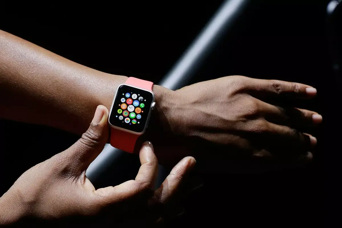 Les développeurs se désintéresseraient de l'Apple Watch, trop dépendante de l'iPhone