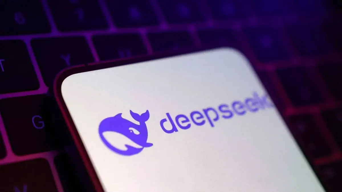 זרם מסיבי, התקפת סייבר: DeepSeek כבר סרק!