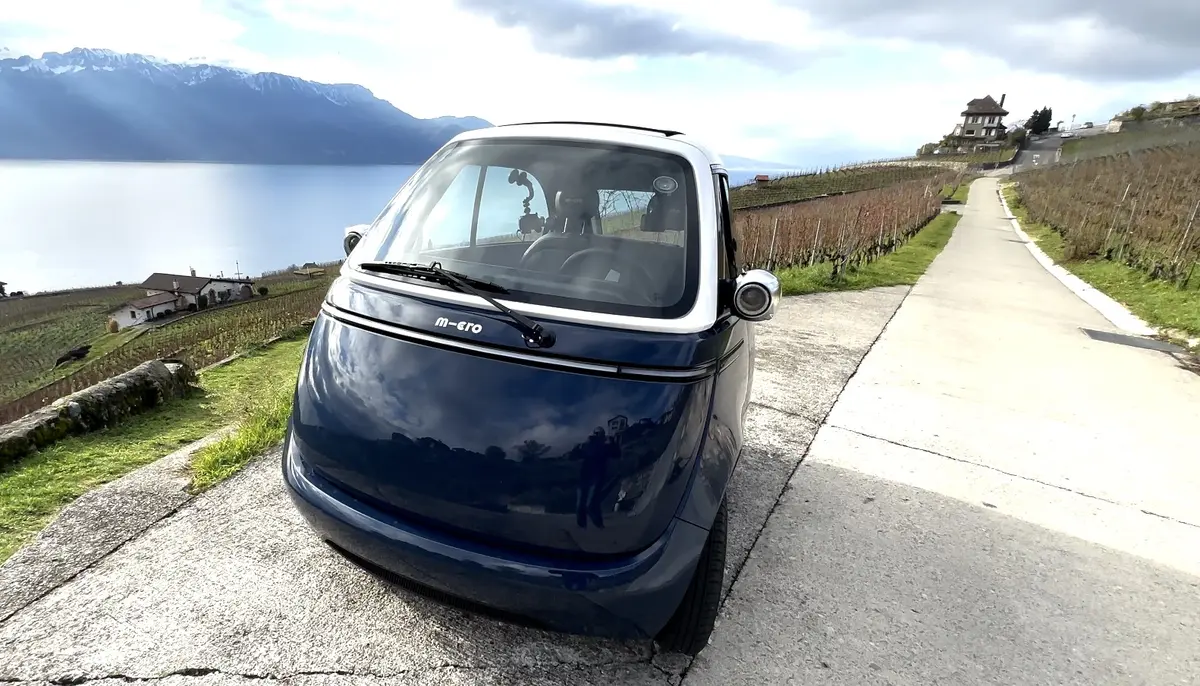 Essai Microlino : la petite voiture électrique trop mignonne, taillée pour la ville !