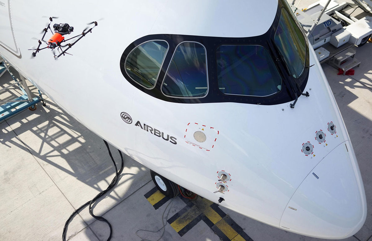 Airbus teste des drones pour inspecter ses A350