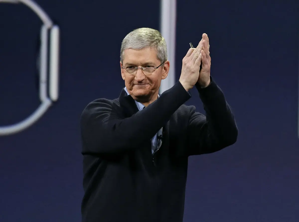 Tim Cook lève des fonds pour Hillary Clinton