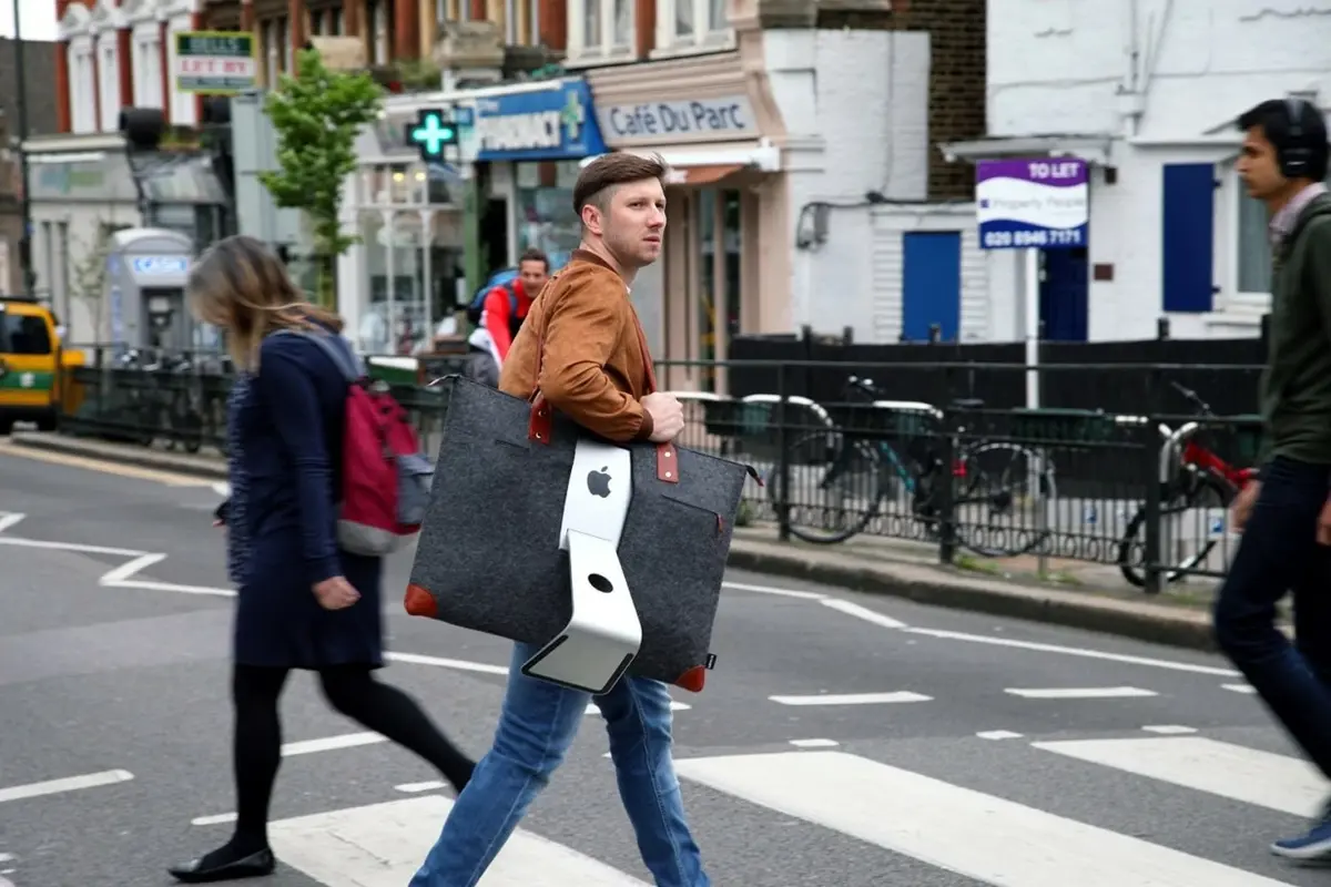 L'image du soir : quand l'iMac se prenait pour un sac à main