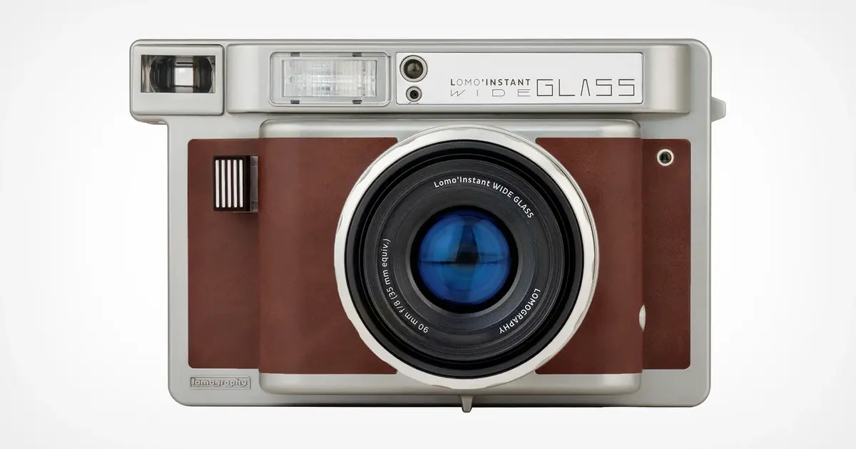 Photo : Lomography lance le Lomo’Instant Wide Glass