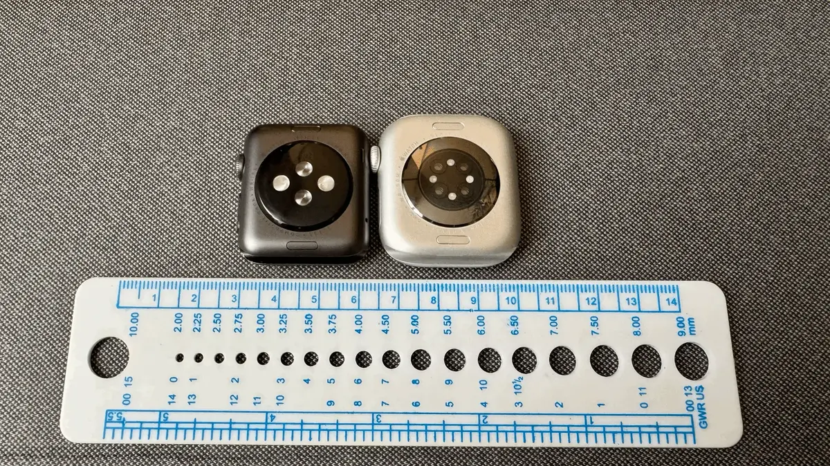 Series 1 (38mm) versus Series 10 (42mm)