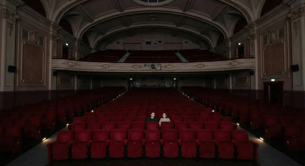 Le rachat de Warner Bros par Netflix va-t-il tuer les salles de cinéma ? (même la vôtre)