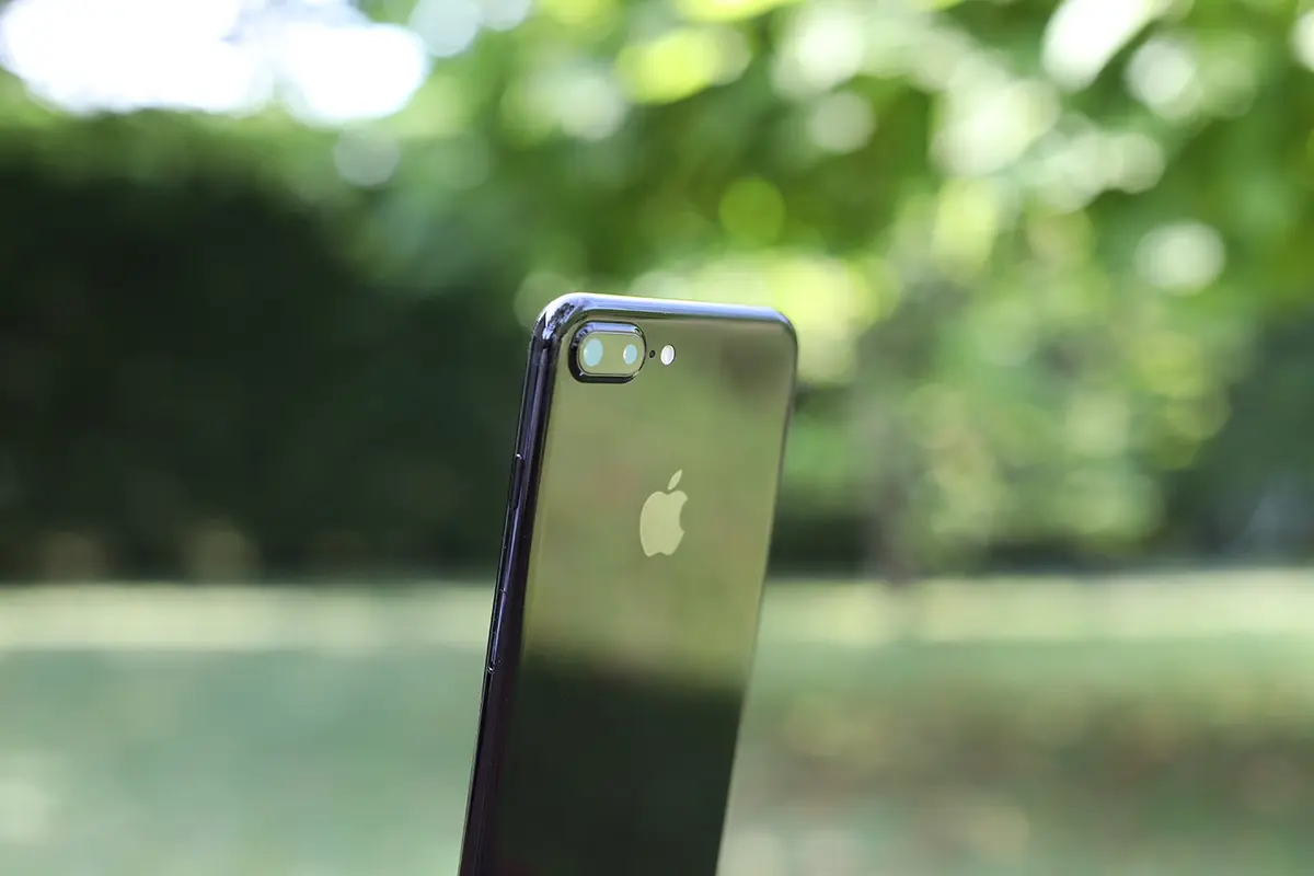 L'iPhone 7 Plus Noir de Jais en photos et en vidéo (4k) sur Mac4Ever !