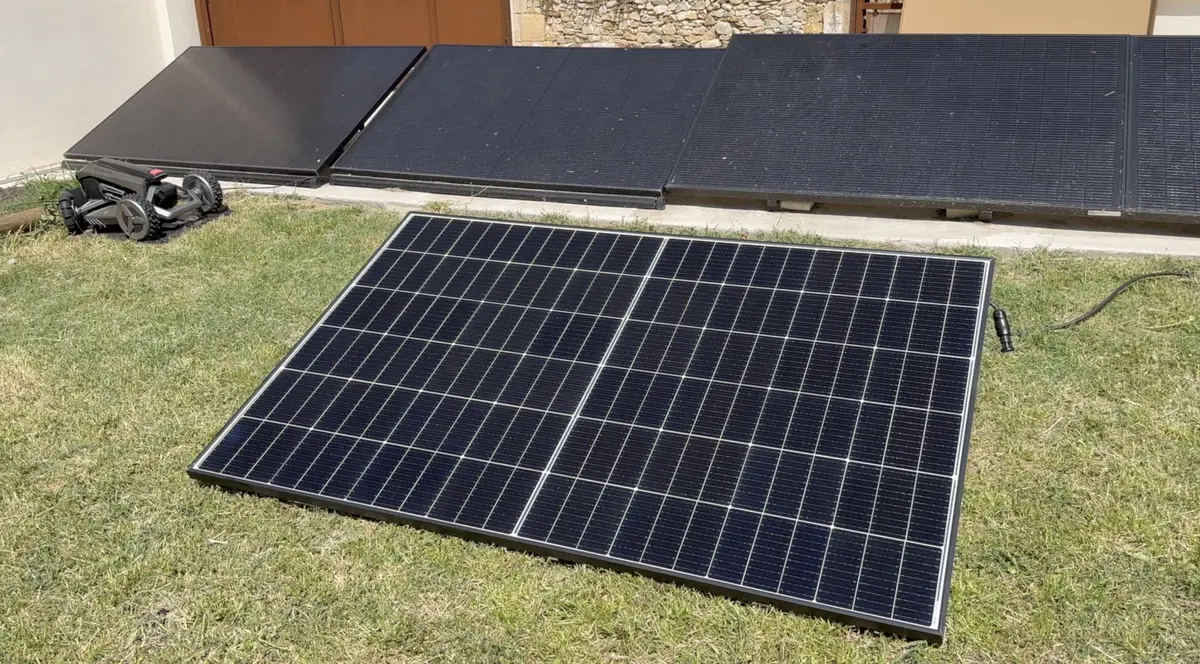 Test des panneaux solaires 123panneaux-solaires 420W, le kit le moins cher du marché