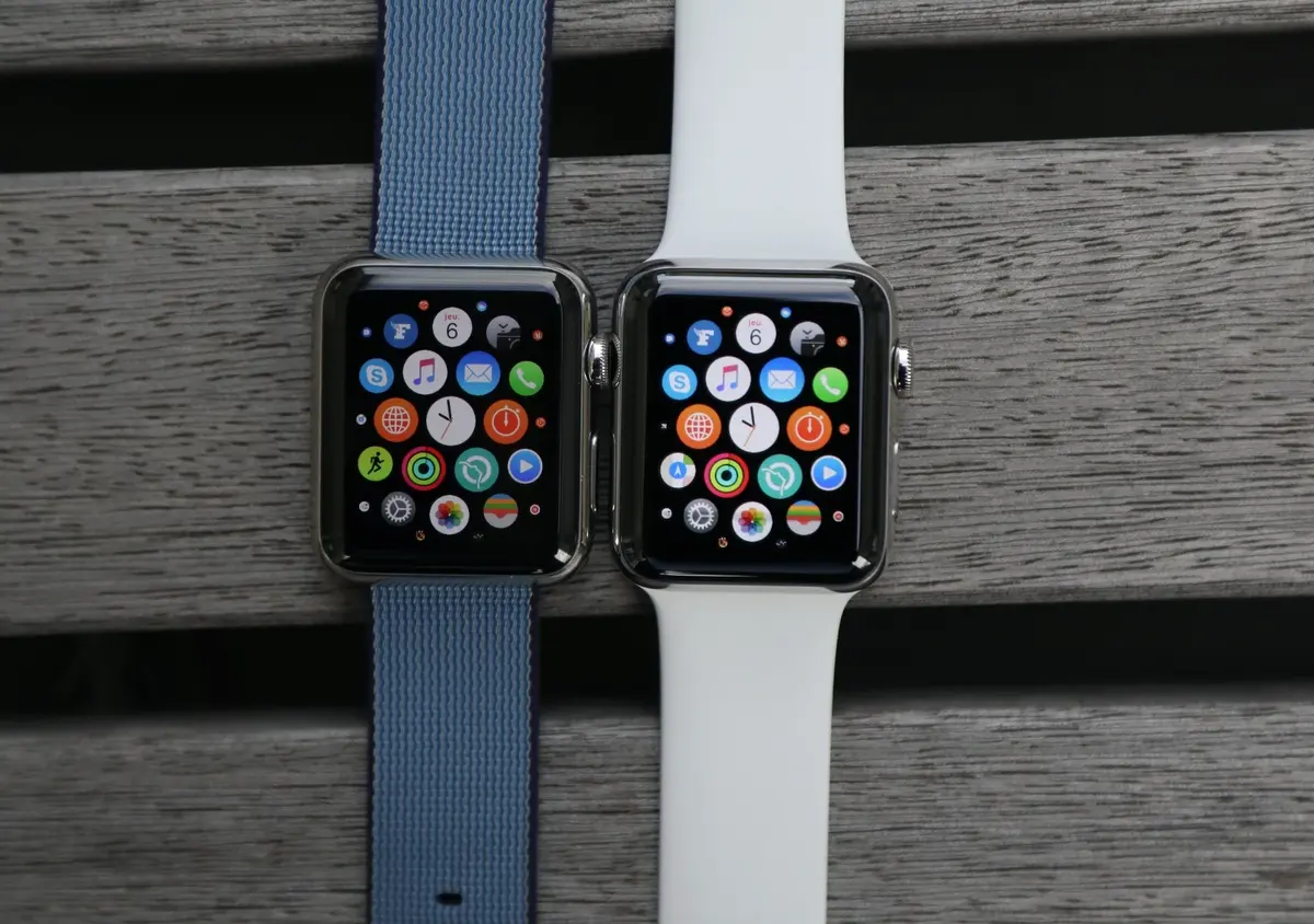 Apple Watch Series 2 vs Apple Watch 1 : qui est la plus lumineuse ? (comparatif)