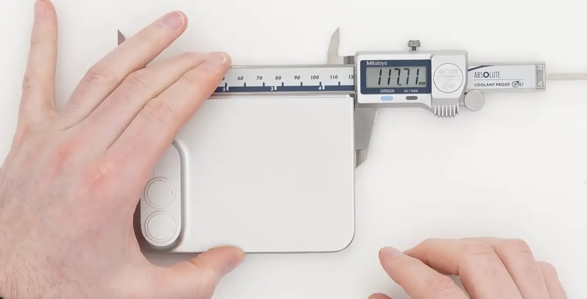 Cette vid&eacute;o r&eacute;v&egrave;le-t-elle le design du futur iPhone pliable&nbsp;?