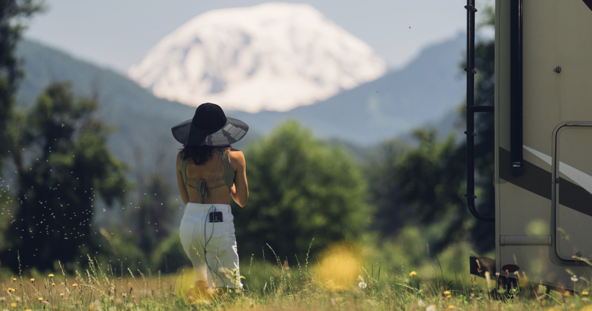 Ce chapeau solaire peut recharger deux iPhone ! Voici l'EcoFlow PowerHat