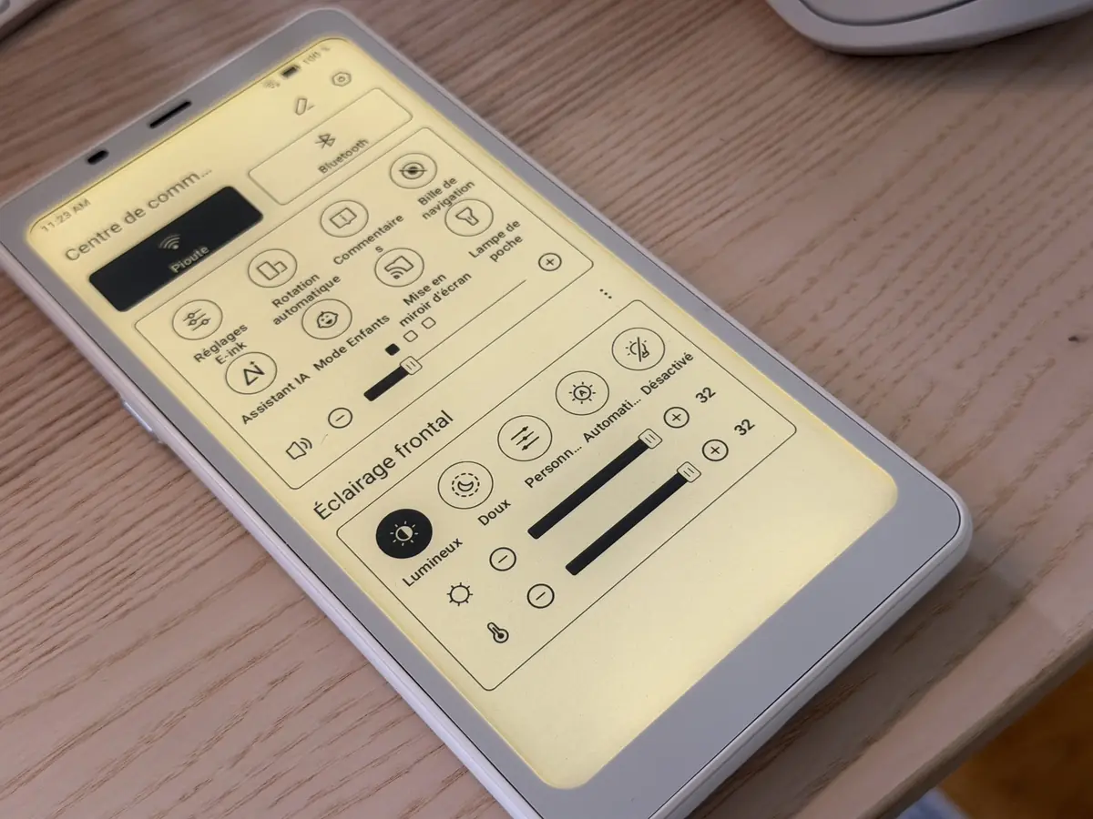 Luminosité à fond, avec éclairage "chaud"