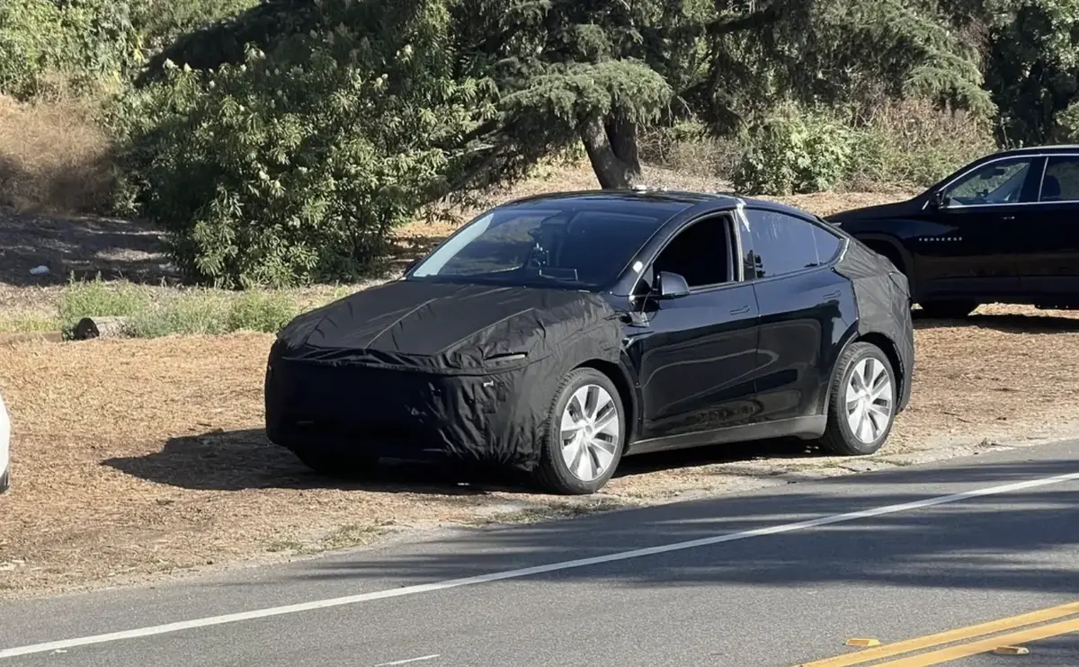 La première image publiée du prototype camouflé