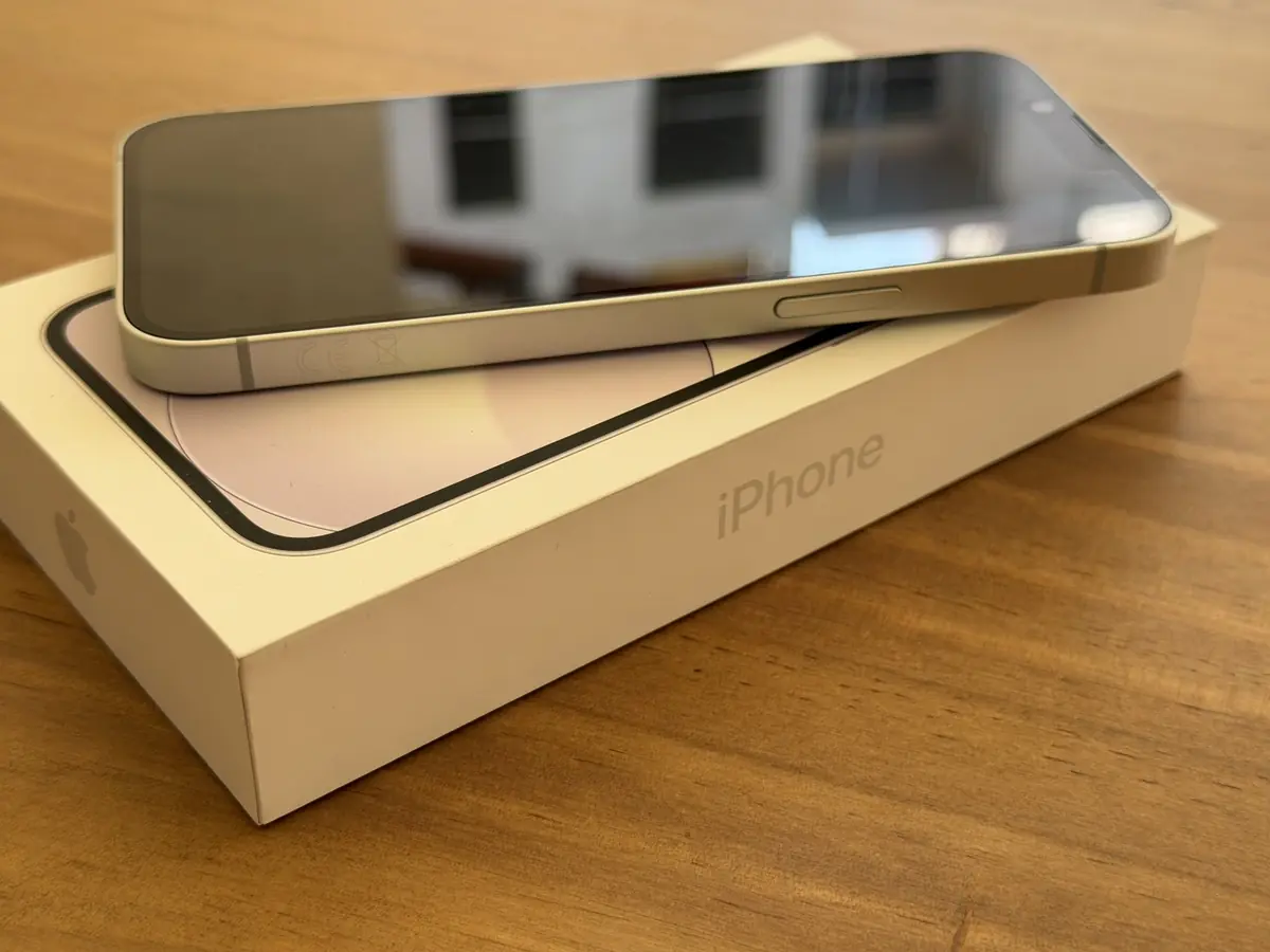 Test de l'iPhone 17e&nbsp;: est-ce le MacBook Neo de l'iPhone&nbsp;?