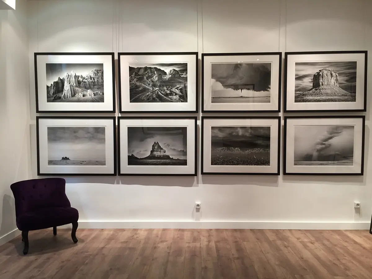 Quelques photos de l'expo Mitch Dobrowner à Paris (fonds d'écran Apple TV)