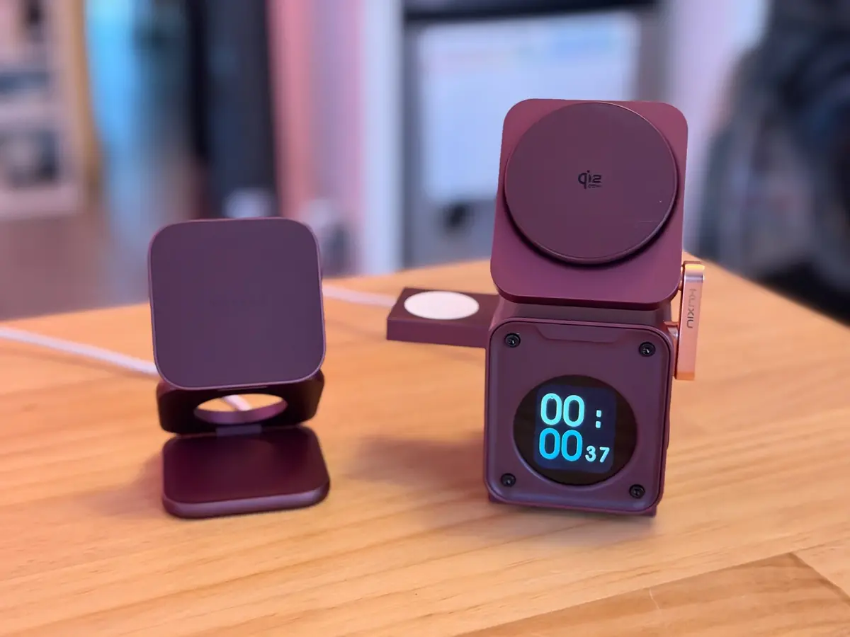 Kuxiu D5 et X40 Turbo en Bordeaux&nbsp;: les chargeurs assortis &agrave; l'iPhone 18 Pro