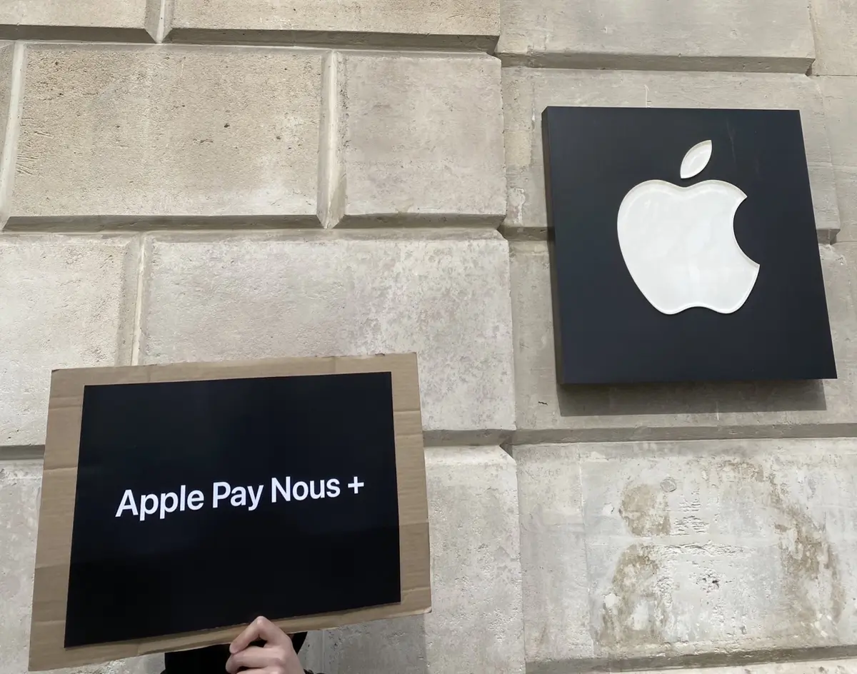 Les employés des Apple Stores français réclament une hausse de salaires, mais pas que !