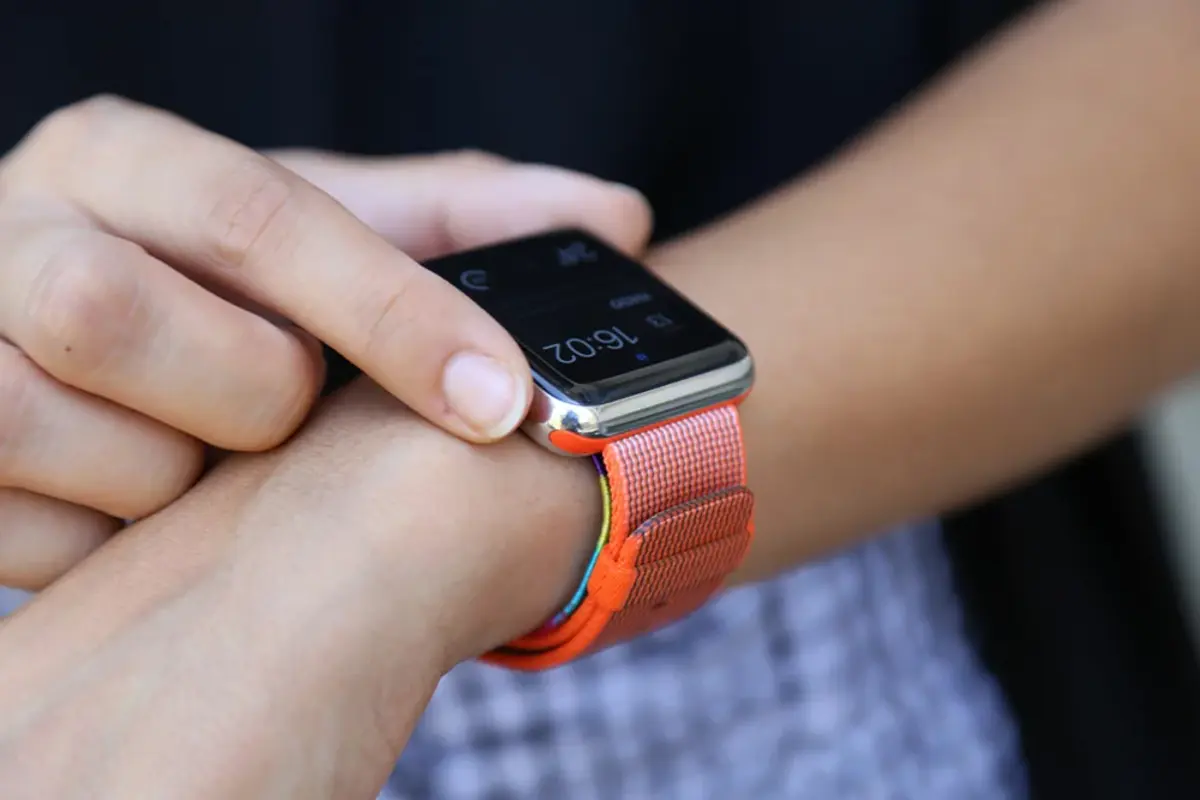 watchOS はより自由裁量のための「シネマ モード」を提供します